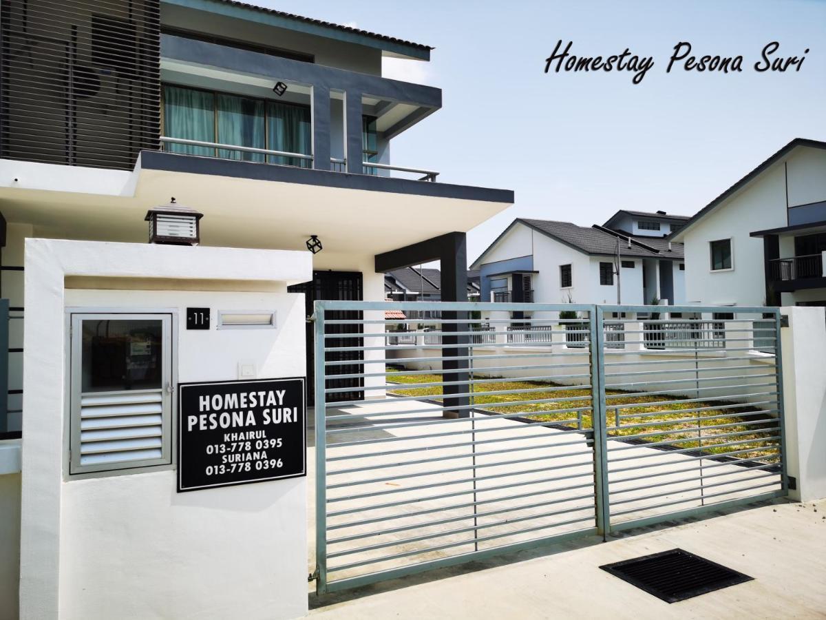 Pesona Suri Homestay Batu Pahat Extérieur photo